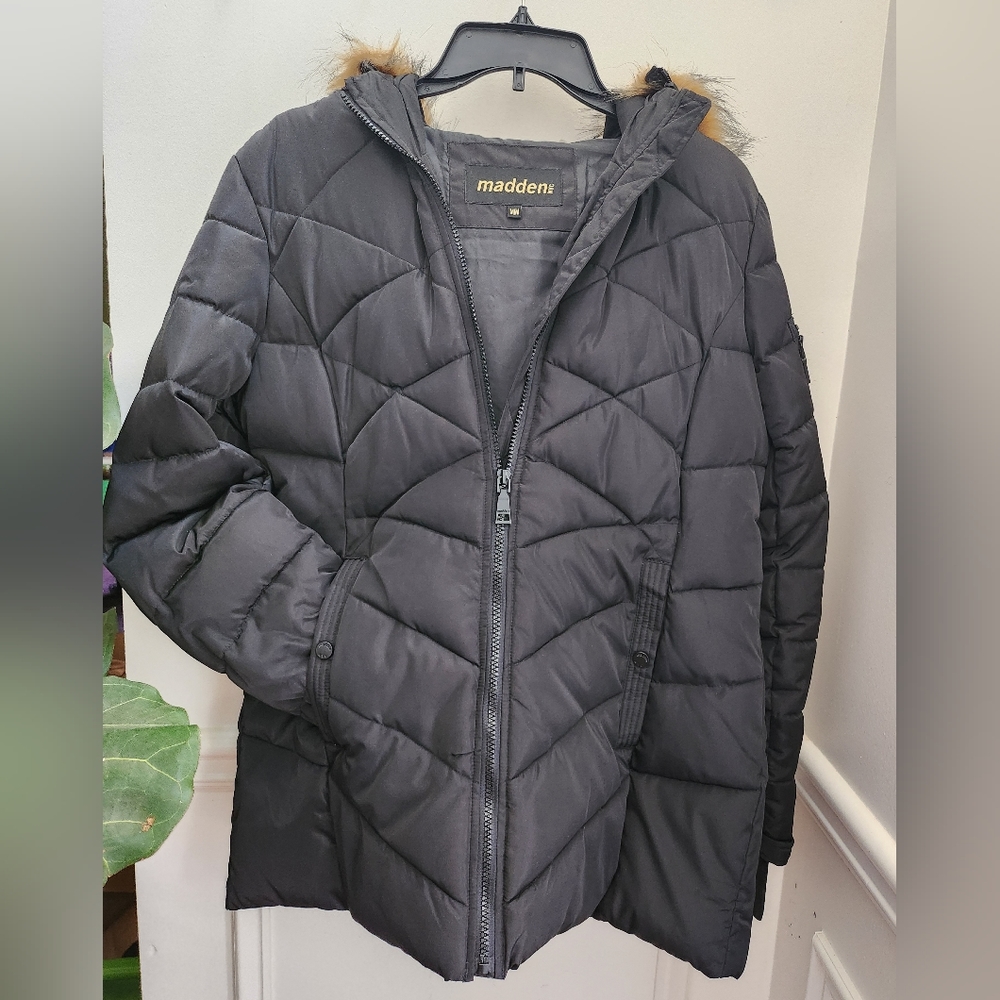 Size M Women's Madden NYC Short Puffer Coat Detachable Fur Trim 3 Pockets